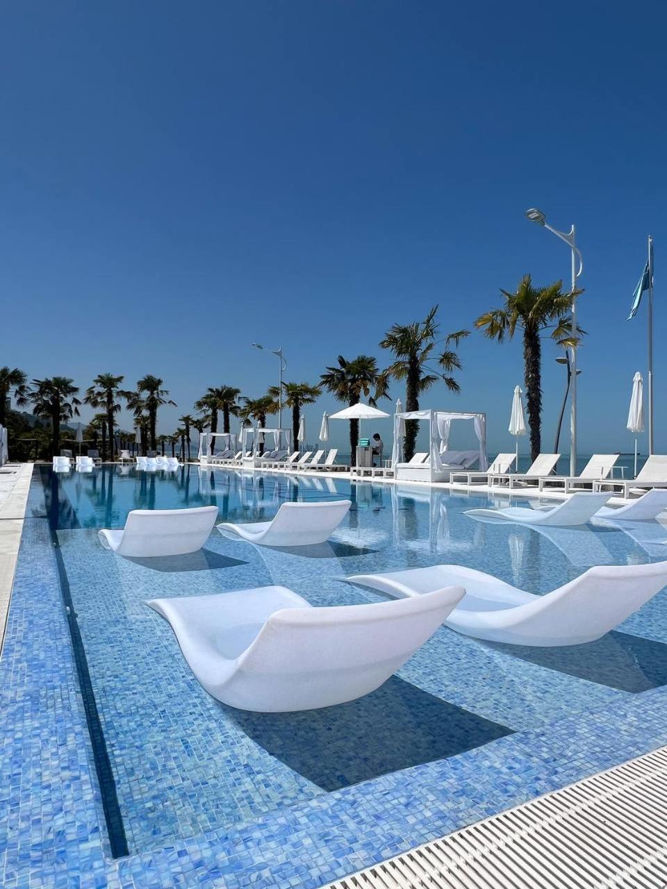 Luxury Oasis Apartment チャクビ エクステリア 写真