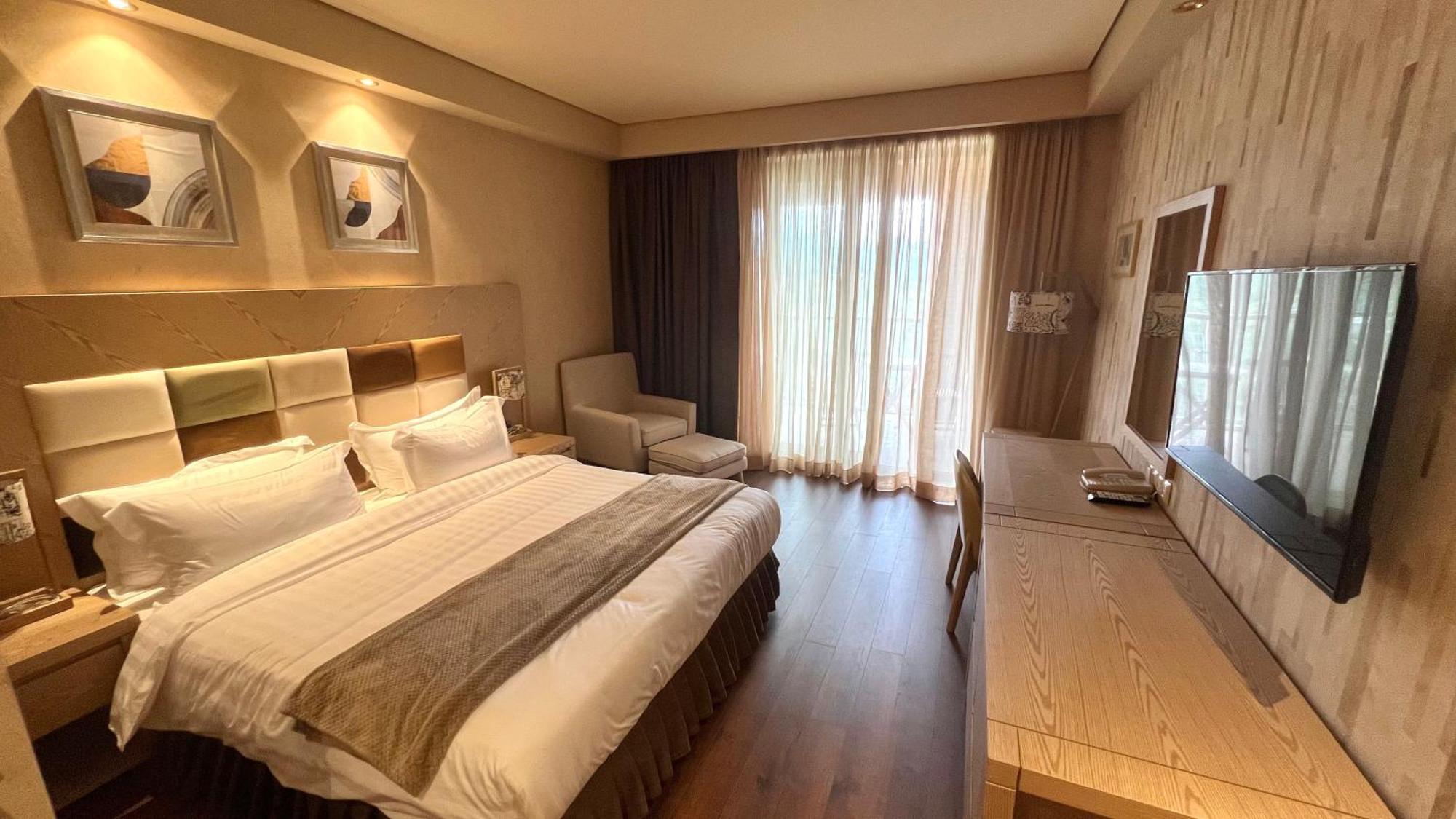 Luxury Oasis Apartment チャクビ 部屋 写真
