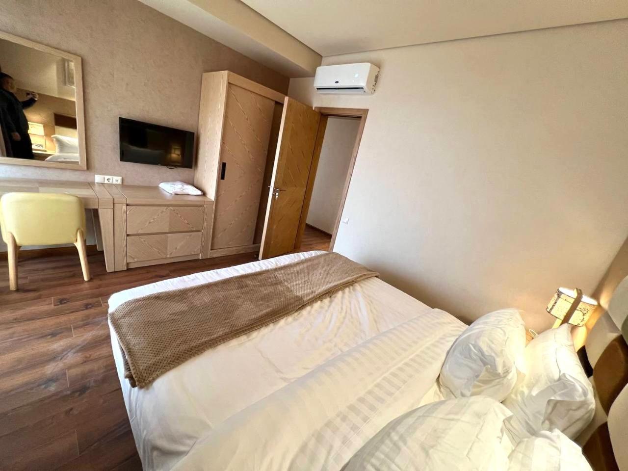 Luxury Oasis Apartment チャクビ 部屋 写真